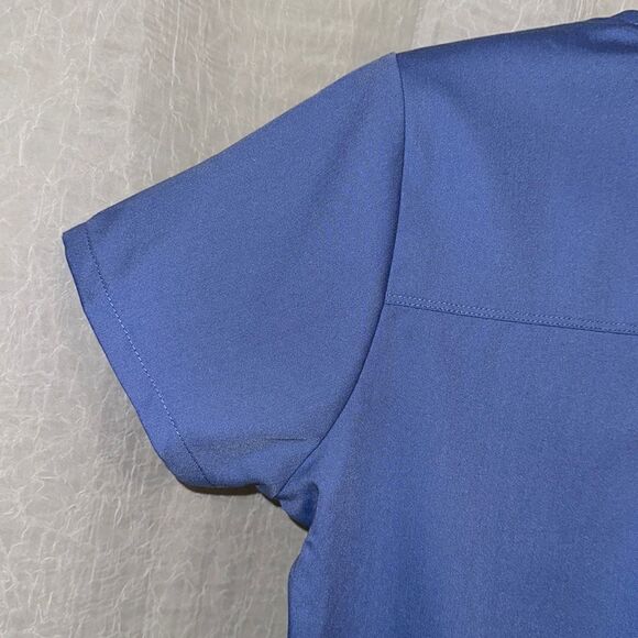 Grey’s Anatomy M V Neck Scrub Top in Ceil Blue - Picture 8 of 11